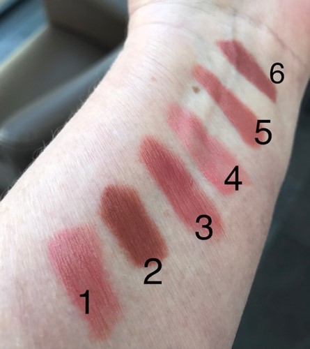 Betaalbare lipstick's in nude-kleuren.
