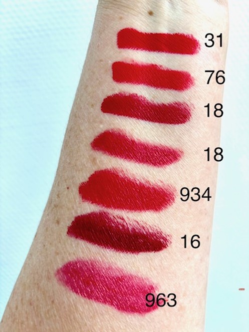 Betaalbare rode lipsticks van de Hema.