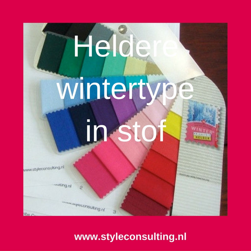 Kleurenwaaier stofstaaltjes heldere wintertype Colour me Beautiful