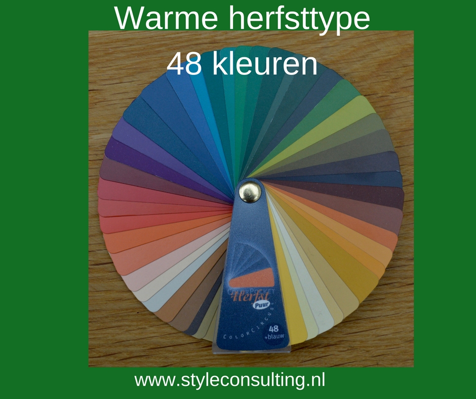 Kleurenwaaier warme herfsttype 48 kleuren Colour me Beautiful.