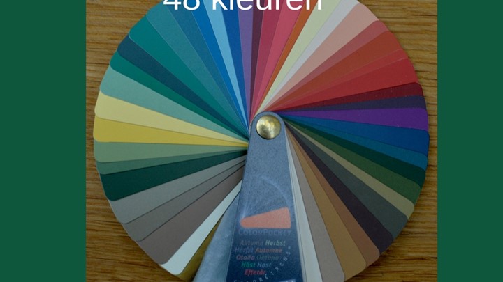 Kleurenwaaier diepe herfsttype 48  kleuren Colour Me Beautiful