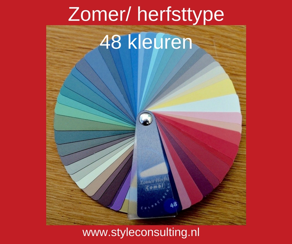 Kleurenwaaier zomer/herfsttype in 48 kleuren 10 seizoenen systeem.