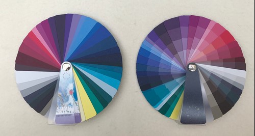 Pocket kleurenwaaier/ 2 sides/ zomer-wintertype.