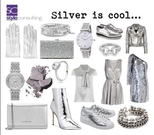 Zilver staat prachtig bij grijs haar.